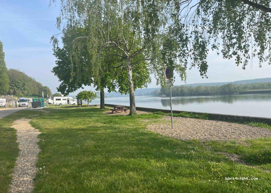 Aire camping-car La Mailleraye-sur-Seine - Foto 3