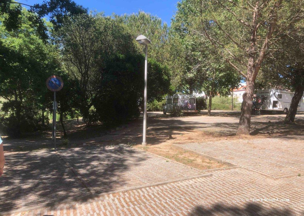 Area Camper Santiago do Cacém - Foto 2