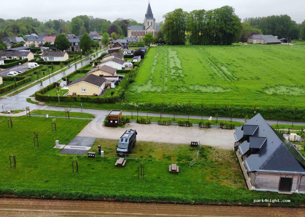 Aire Camping Car Écretteville-lès-Baons - Foto 4