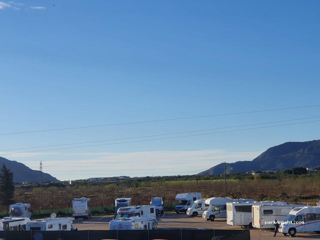 Área Camping Camper Park Caravanas Home