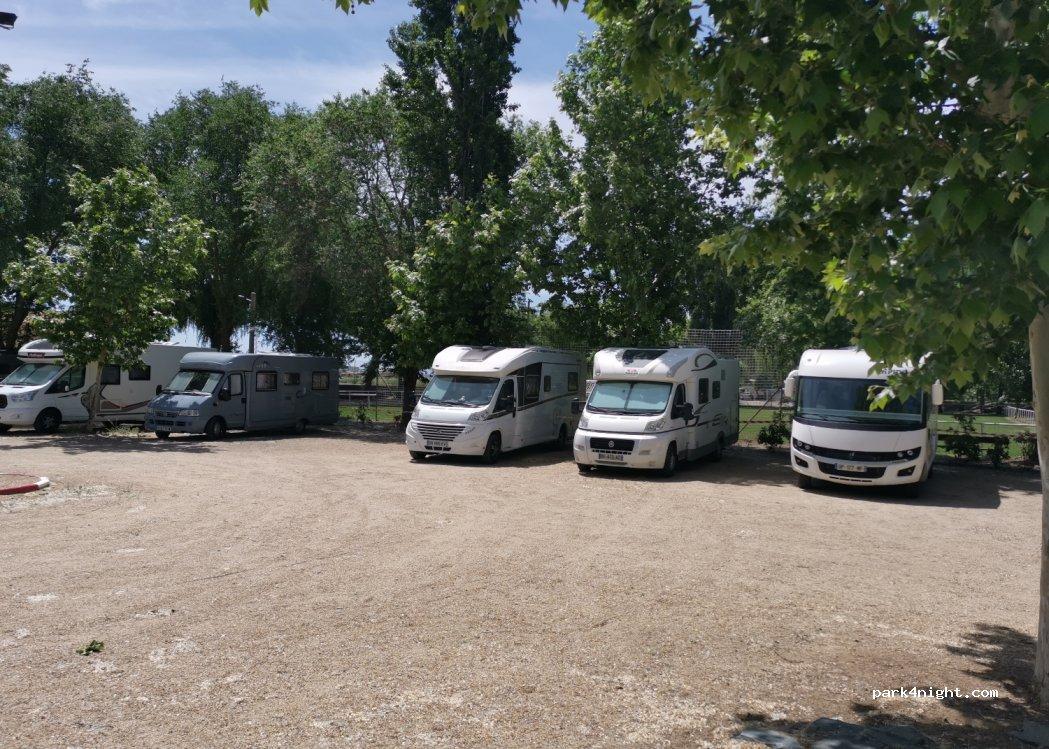Área autocaravanas Huerta