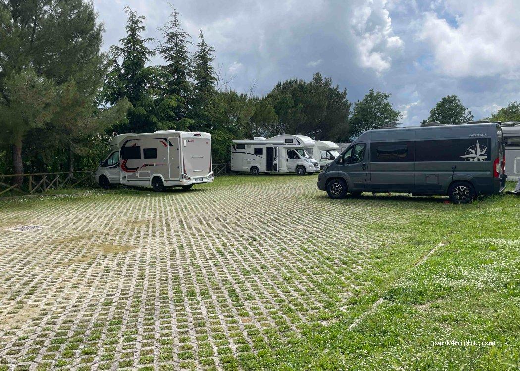 Camper Stop Area 06036 Montefalco PG