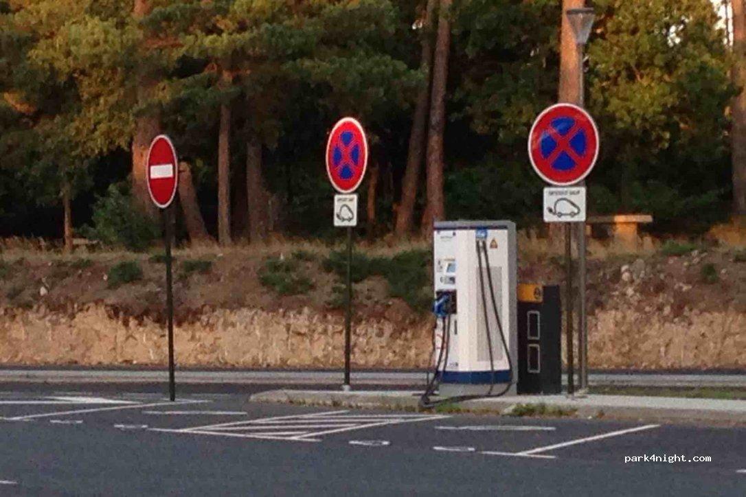 Aire de camping-car MARZAN - Foto 7