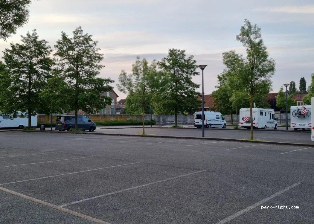 Aire d'Accueil des Gens du Voyage de Nice - Foto 7