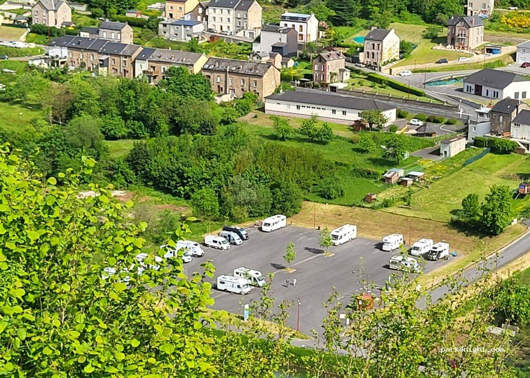 Aire d'accueil intercommunale pour camping-cars et usagers de la Voie Trans-Ardennes - Foto 2