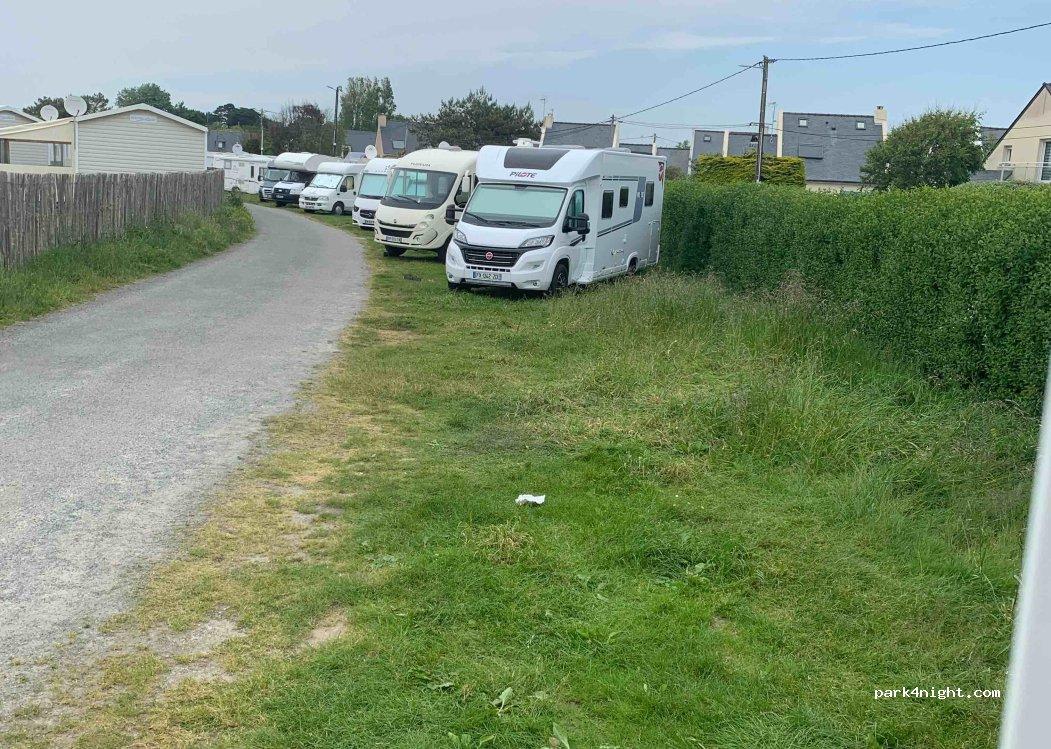 Aire de camping-car SARZEAU - Foto 7