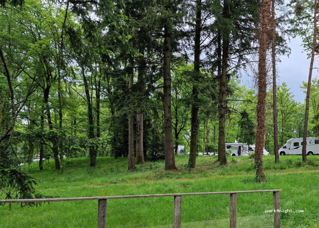 Aire de Lac de Saint Pardoux - Foto 4