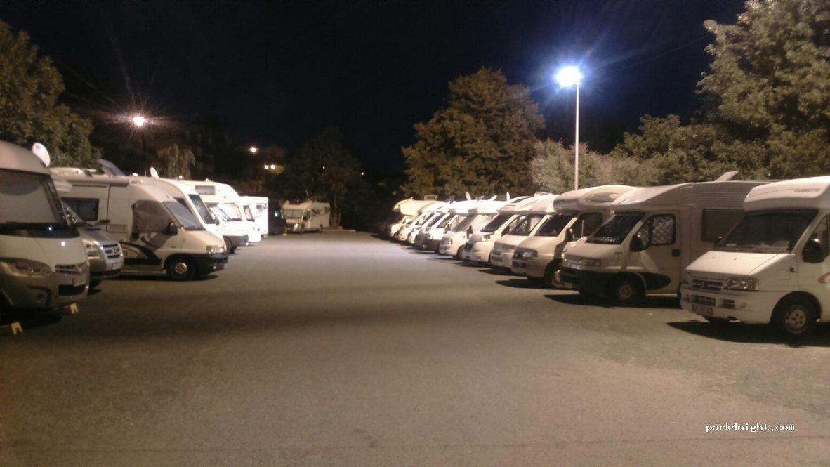 Aire de Camping-Cars payante - Foto 3