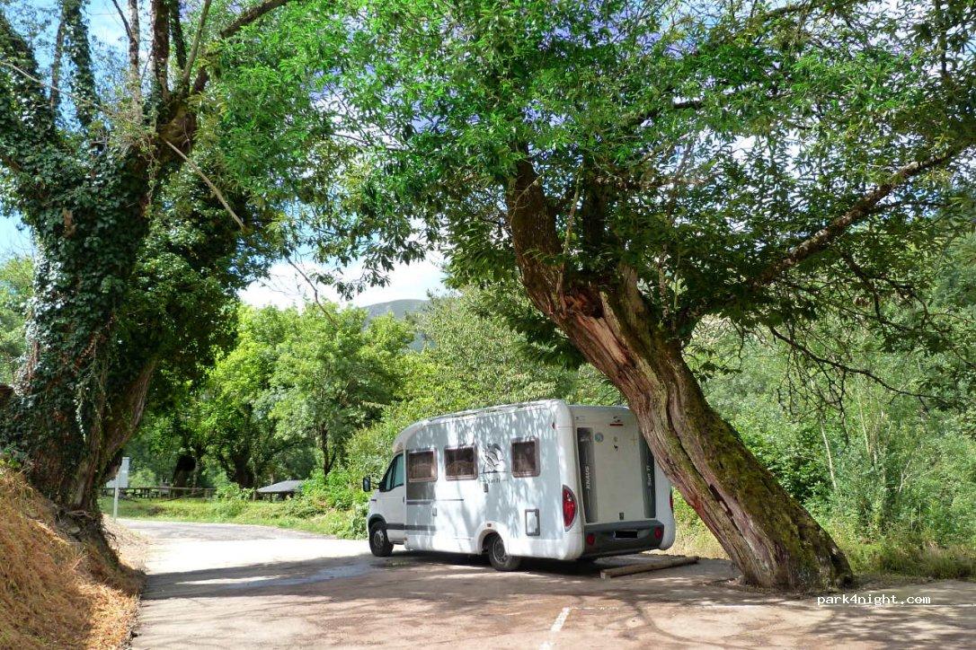 Área autocaravanas San Antolín de Ibias