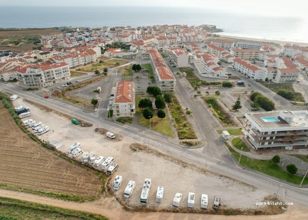 Camper parking Atouguia da Baleia - Foto 4