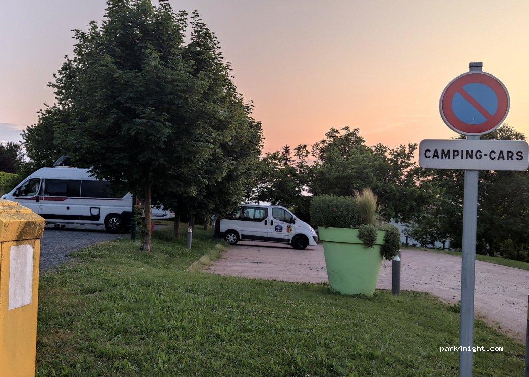 Aire de stationnement pour camping-cars - Foto 3