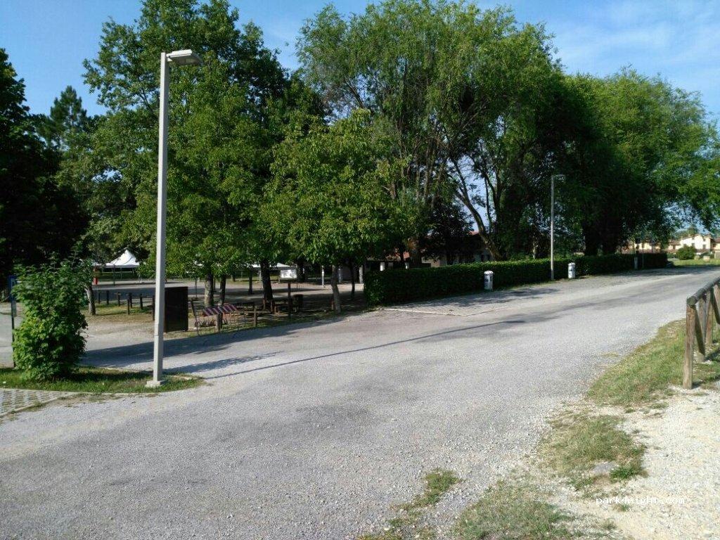 Area Camper Capriva del Friuli - Foto 2