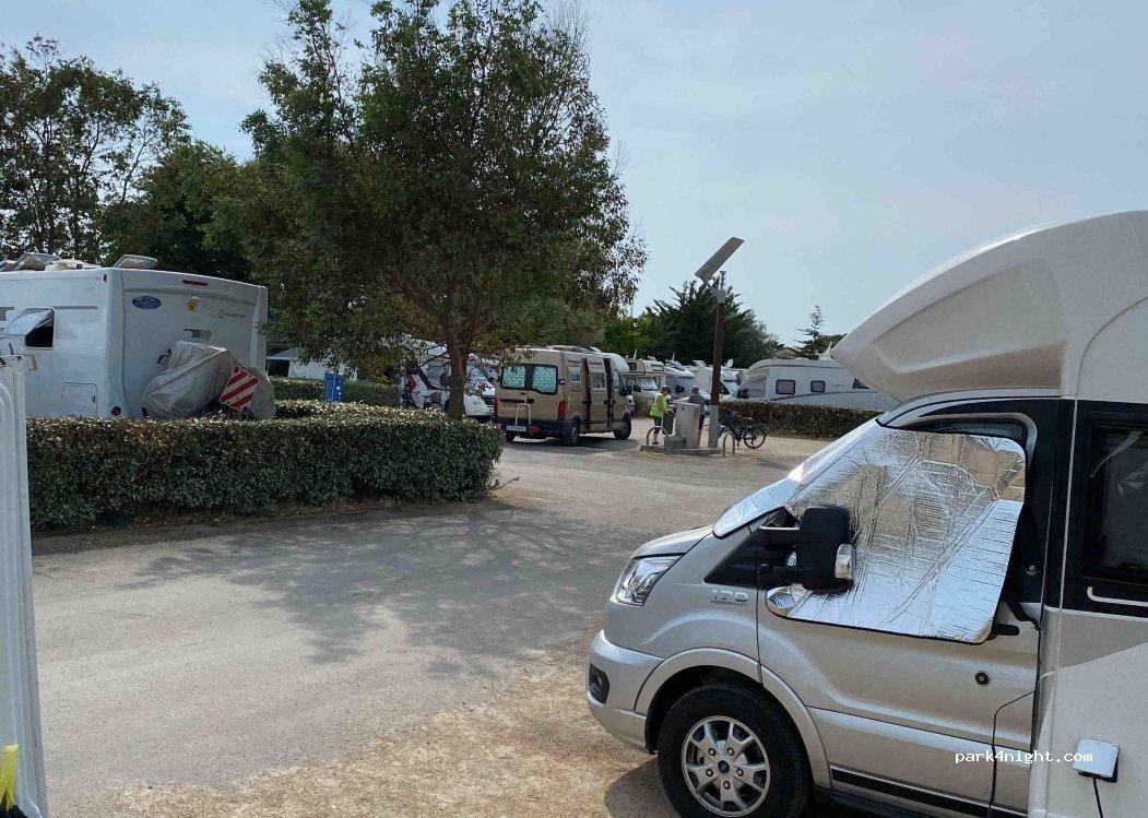 Aire de camping-car La Guerinière - Foto 7