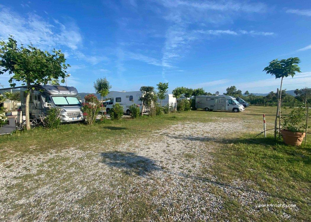 Area Sosta Camper Lunezia - Foto 3