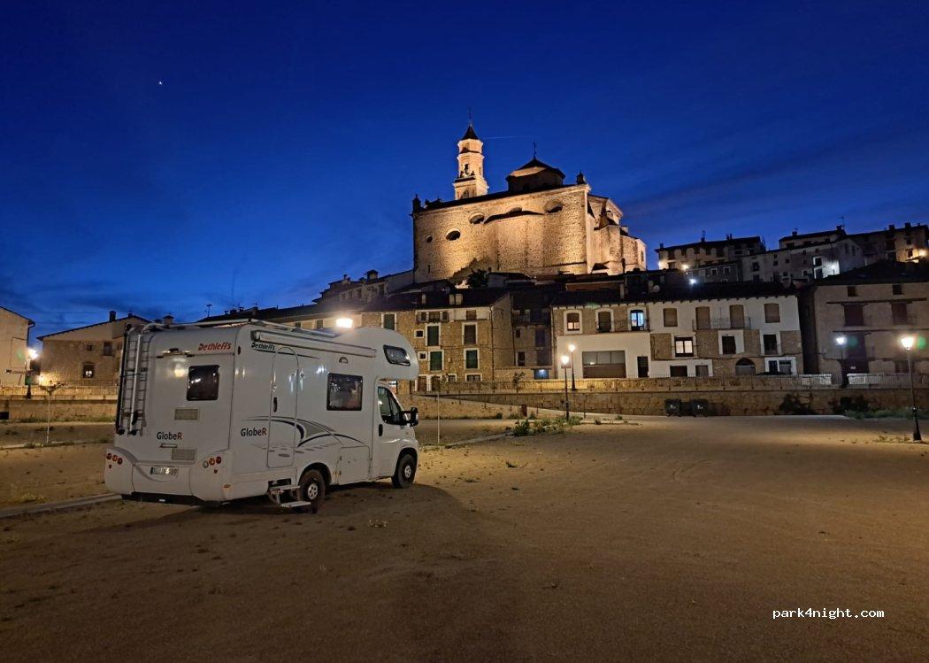 Área de Autocaravanas Municipal de Orihuela del Tremedal - Foto 3