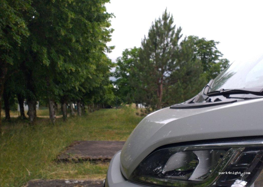 aire de services et stationnement camping car 89660 Mailly-le-Château - Foto 6