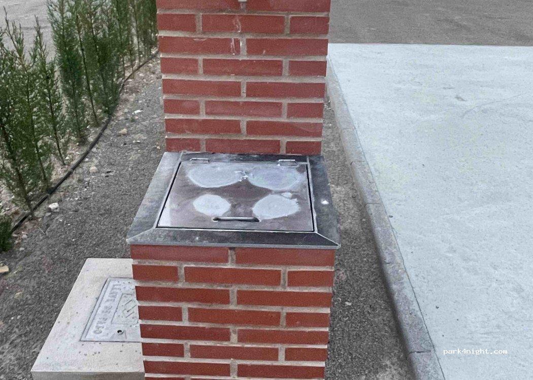 ÁREA DE SERVICIO Y PERNOCTA PARA AUTOCARAVANAS DE MAHORA. - Foto 3