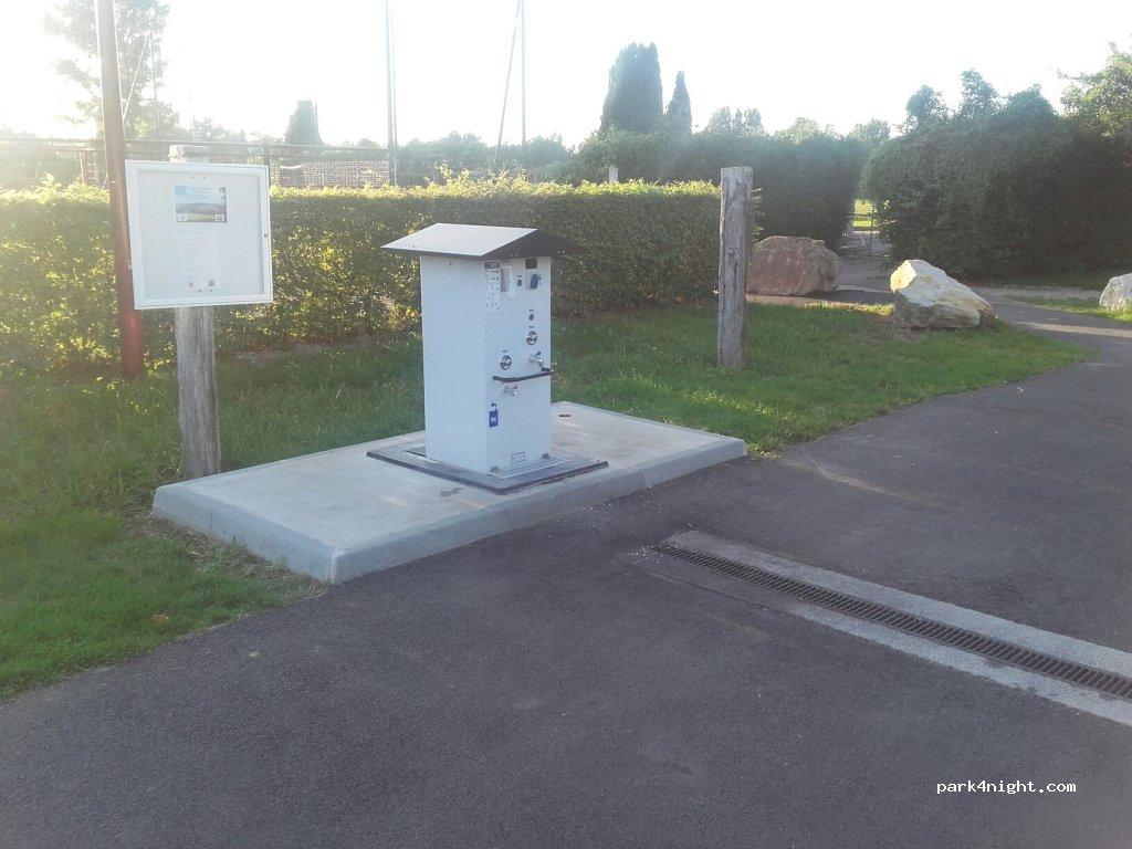 aire de services et stationnement camping car v - Foto 2