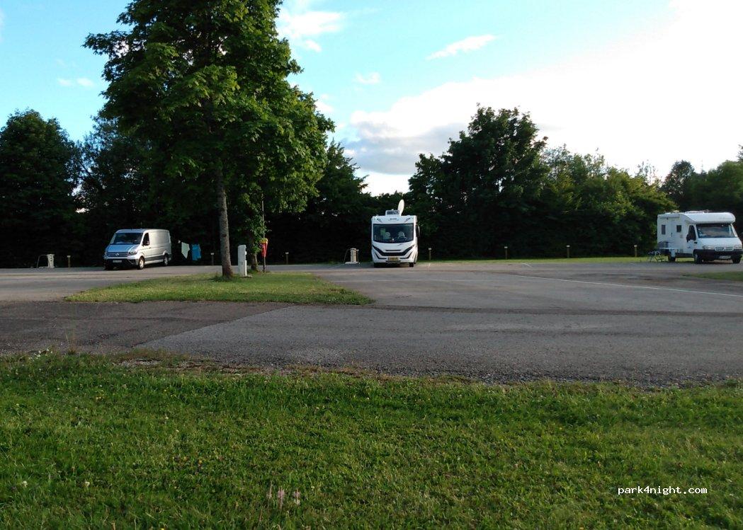 Camping et caravaneige Jura Le Champ de Mars - Foto 4