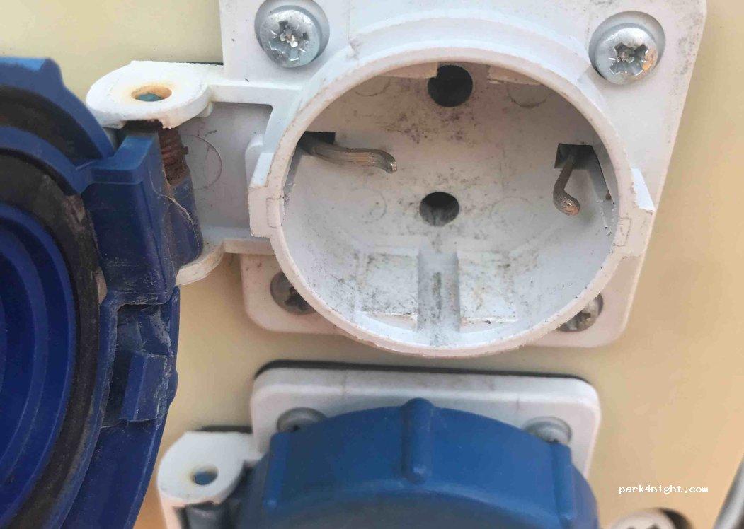 Parkingvan - Parking de Caravanas, Autocaravanas y Vehículos comerciales - Foto 4