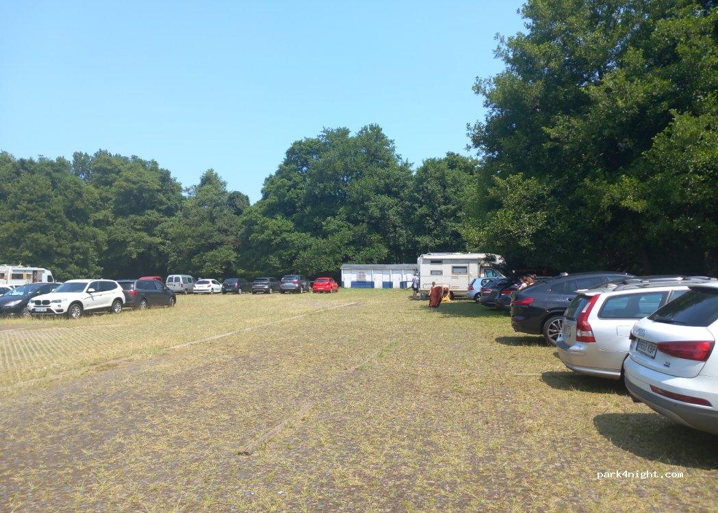 Área de autocaravanas de Cudillero - Foto 5