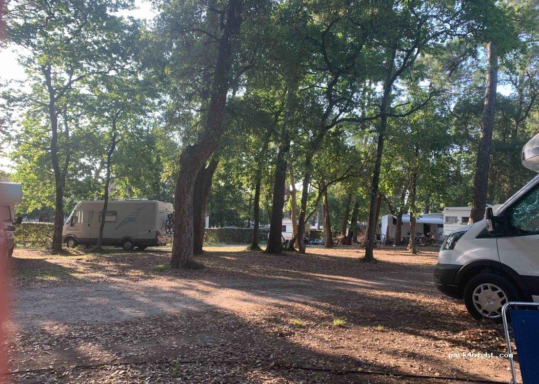 Área de Autocaravanas Vieux-Boucau-les-Bains - Foto 3