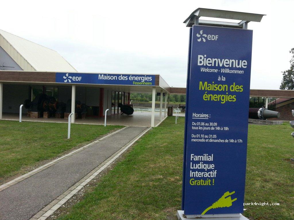 Aire de service pour camping-cars 68740 Fessenheim - Foto 3