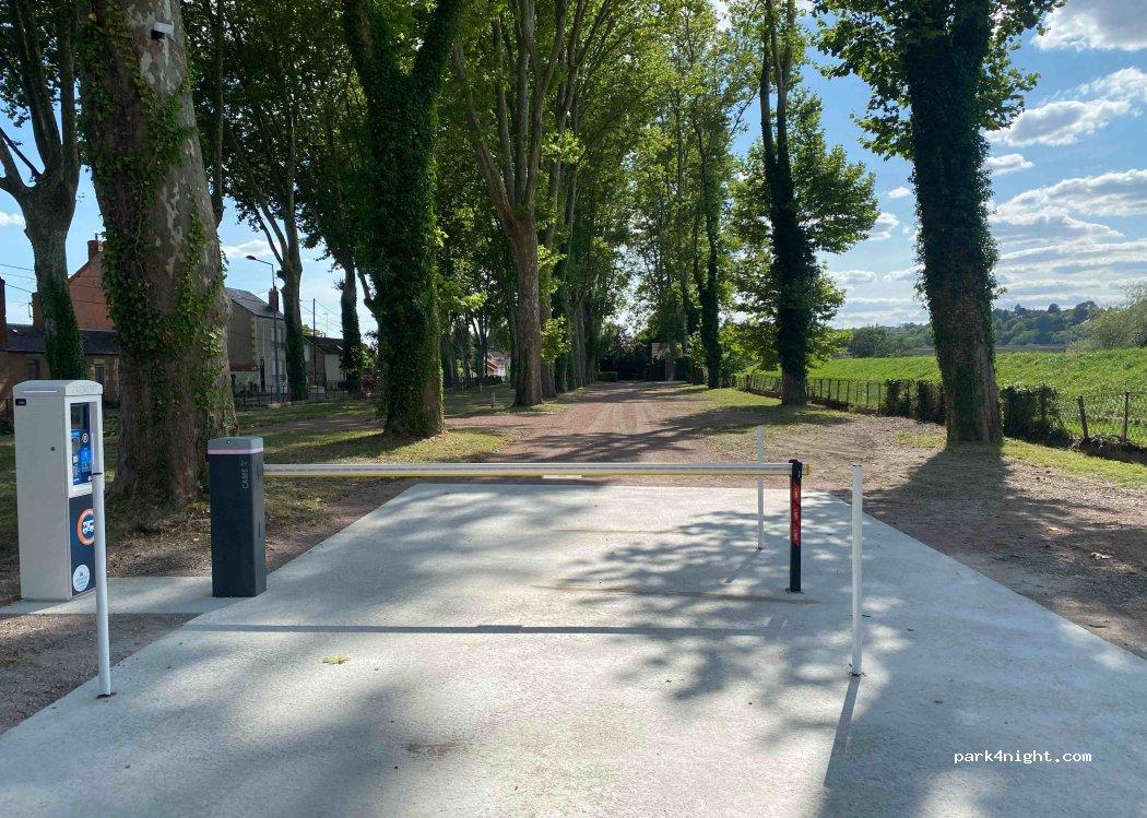 Aire camping-cars de Nevers - Terracamps - Foto 4