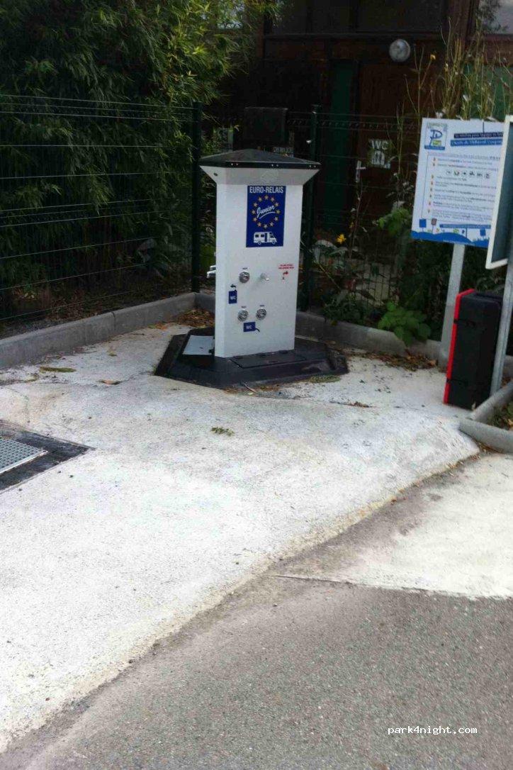 Camping La Tour - Hautes Pyrénées - Foto 4