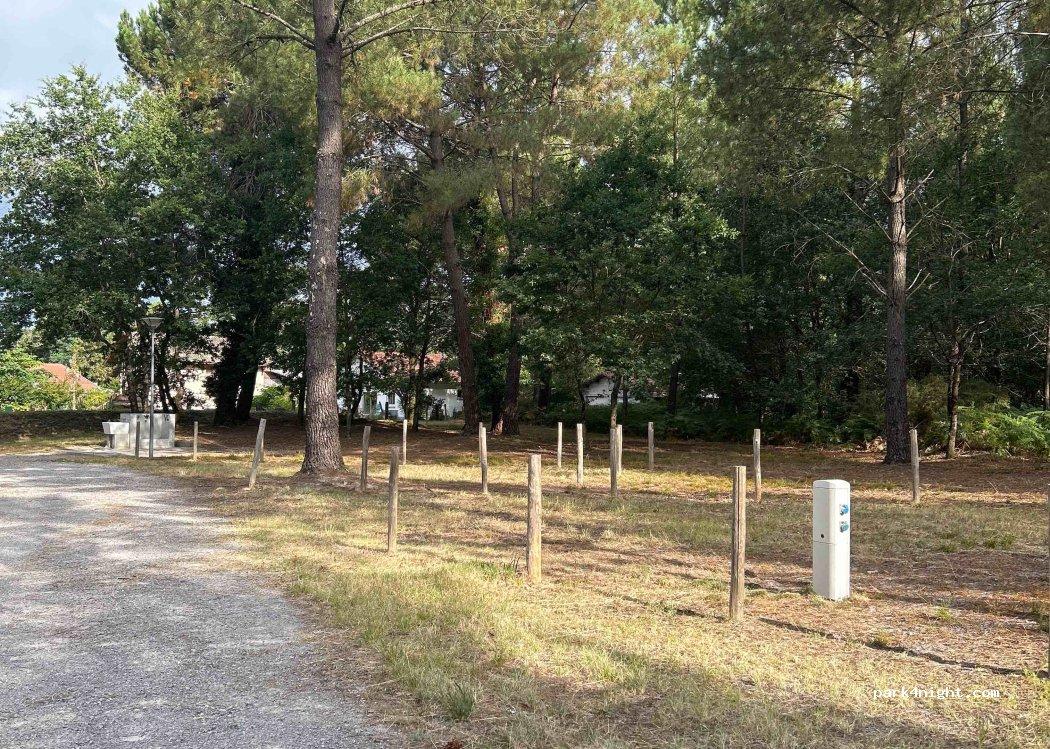 Aire de Camping-Cars municipal de Castets - Foto 4