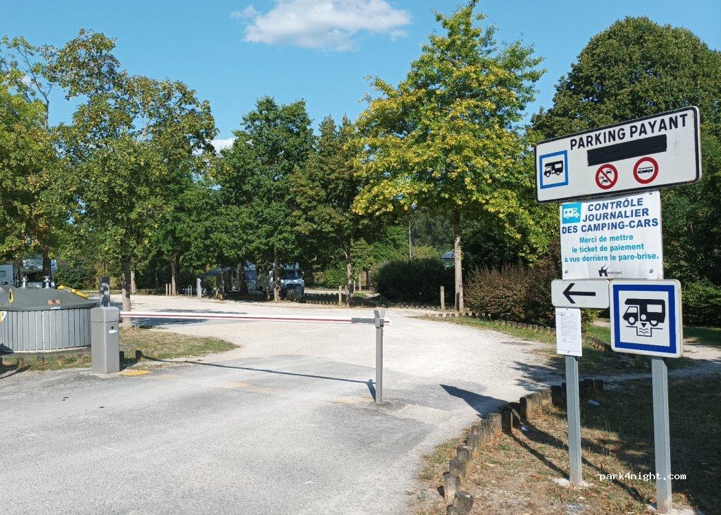 Area di sosta camper Montignac - Foto 5