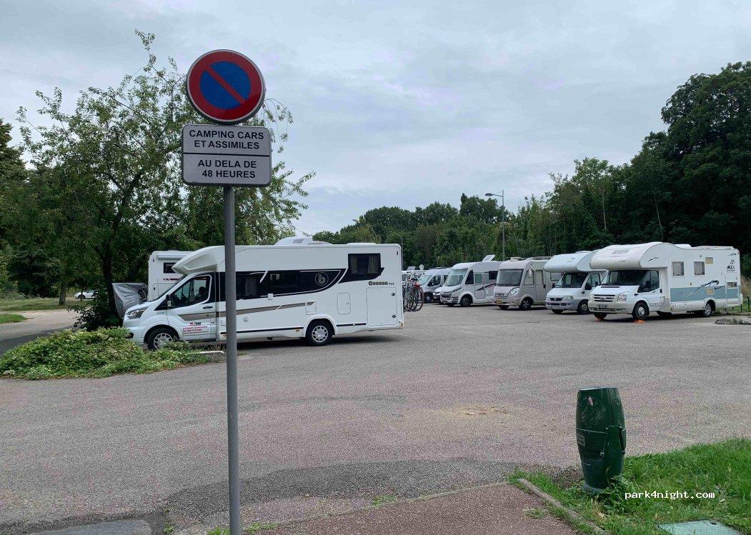 Area Sosta Camper Parcheggio H24 76100 Rouen - Foto 2