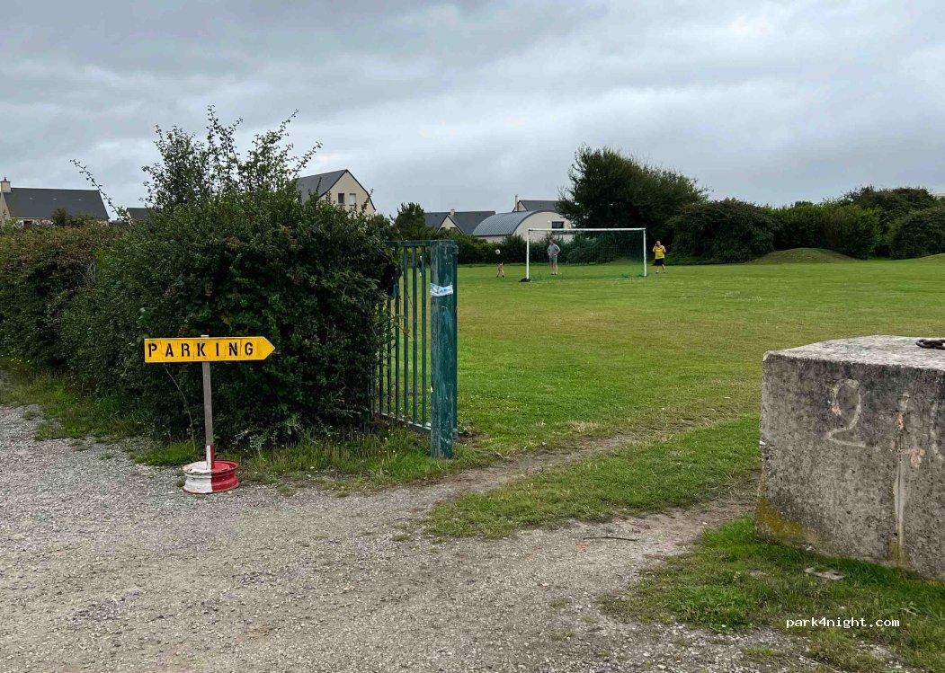 Aire de stationnement camping-cars 50550 Saint-Vaast-la-Hougue - Foto 4