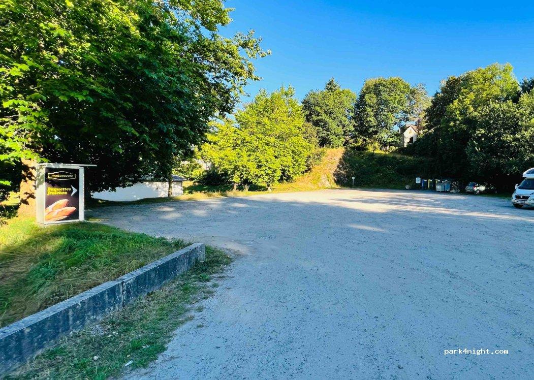 Aire de camping-car SAINT ANGEL - Foto 2