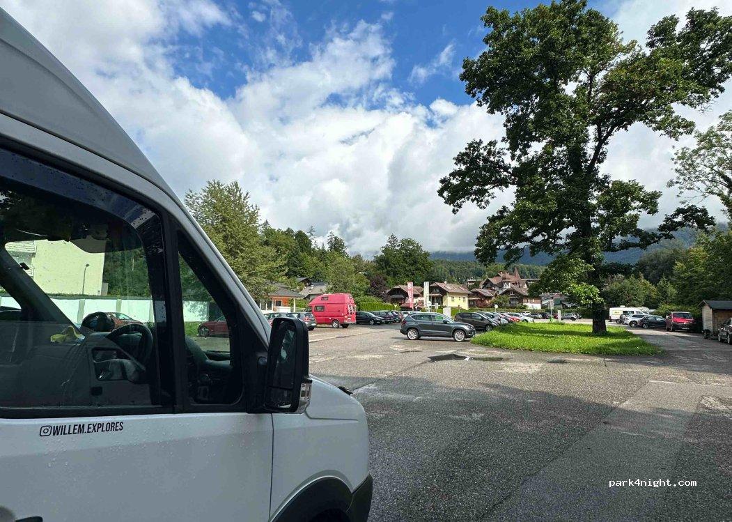 Parkplatz für Wohnwagen