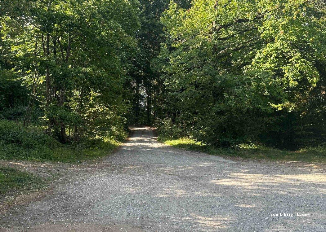 Área de Autocaravanas de Annecy - Foto 5