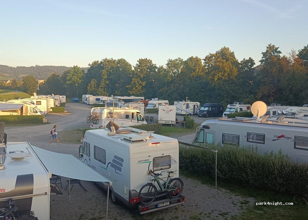 Womo parkp. vor Paris - Foto 2