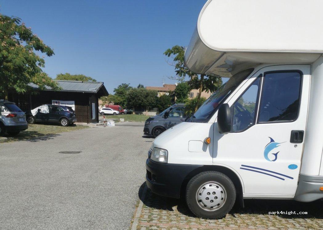 Parcheggio camper Comacchio - Foto 7