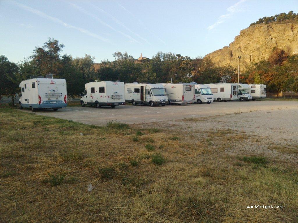 ÁREA DE SERVICIOS PARA AUTOCARAVANAS de Falces. - Foto 7