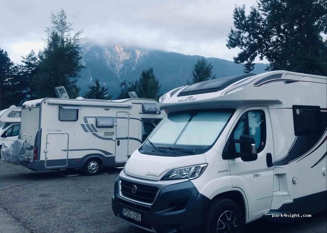 Parkplatz für Wohnmobile 10€ 24 Stunden 20€ 48 Stunden - Foto 4