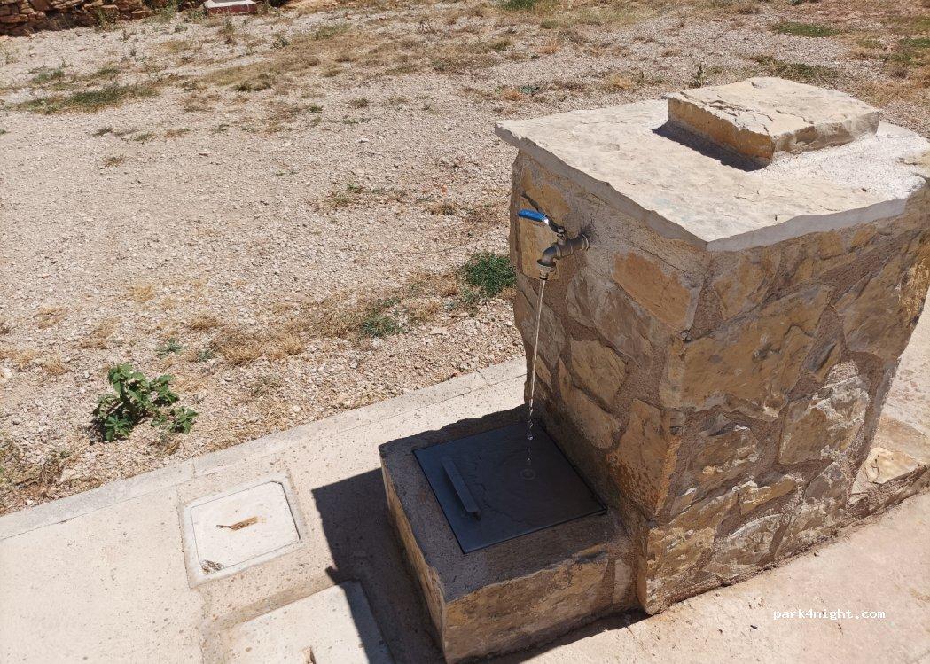 ÁREA DE AUTOCARAVANAS de Castellfort - Foto 4