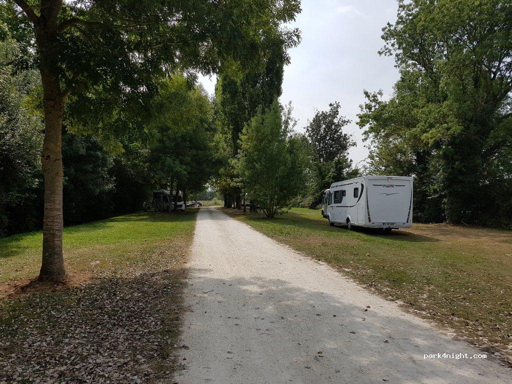 Aire de camping-car LE MUNG - Foto 5