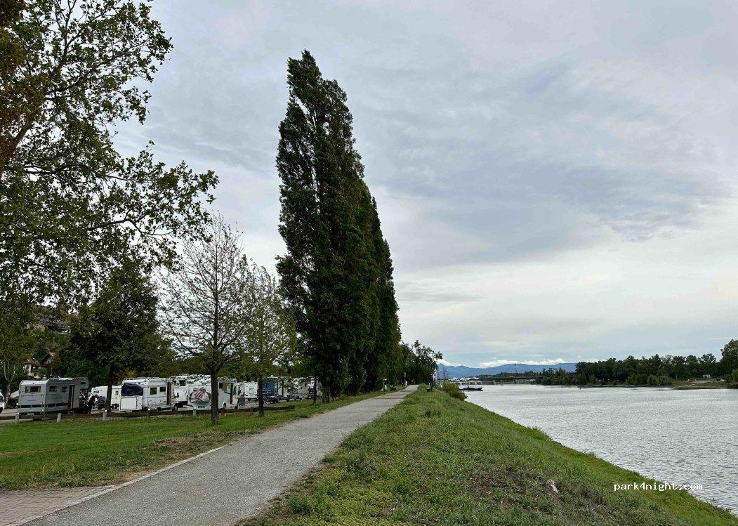 Wohnmobilstellplatz Breisach - Foto 3