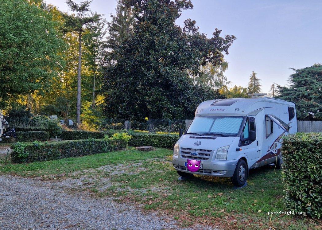 Camping-Car Park La Roche de Glun - Foto 3