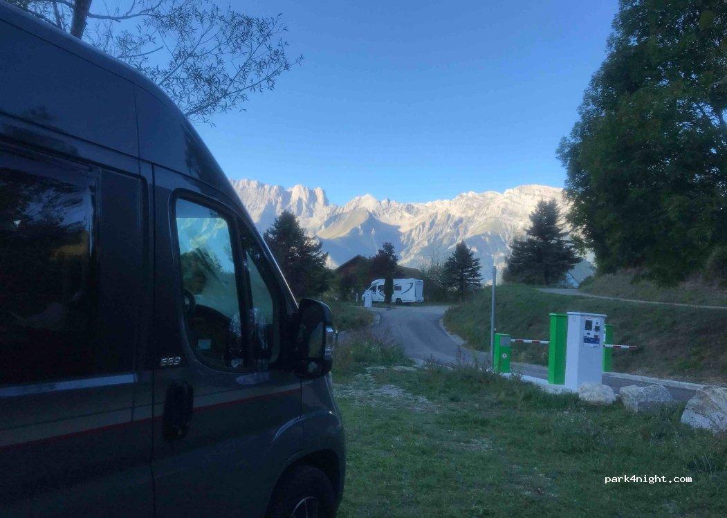 CAMPING-CAR PARK Saint-Firmin