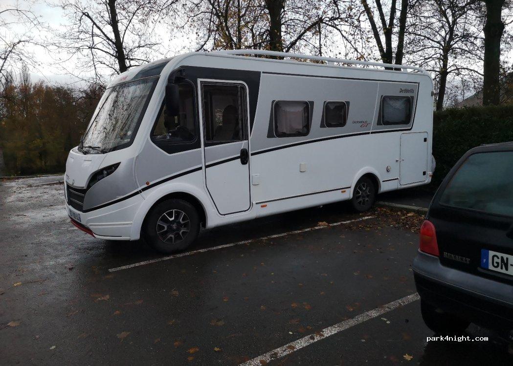 Aire de service Camping car Peronne - Foto 3