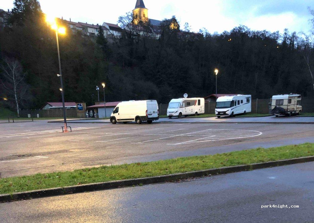 Wohnwagen-Parkplatz - Foto 2