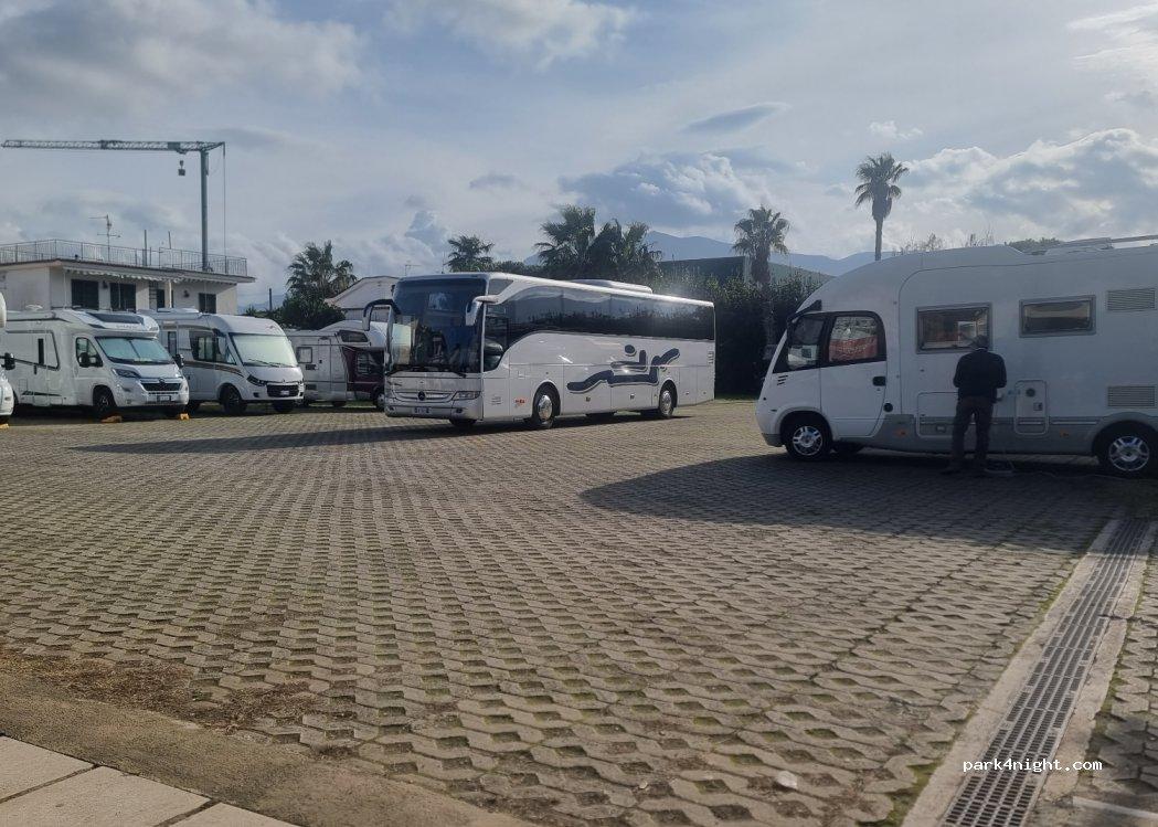 Pompei Zone Area sosta camper Pompei - Foto 5