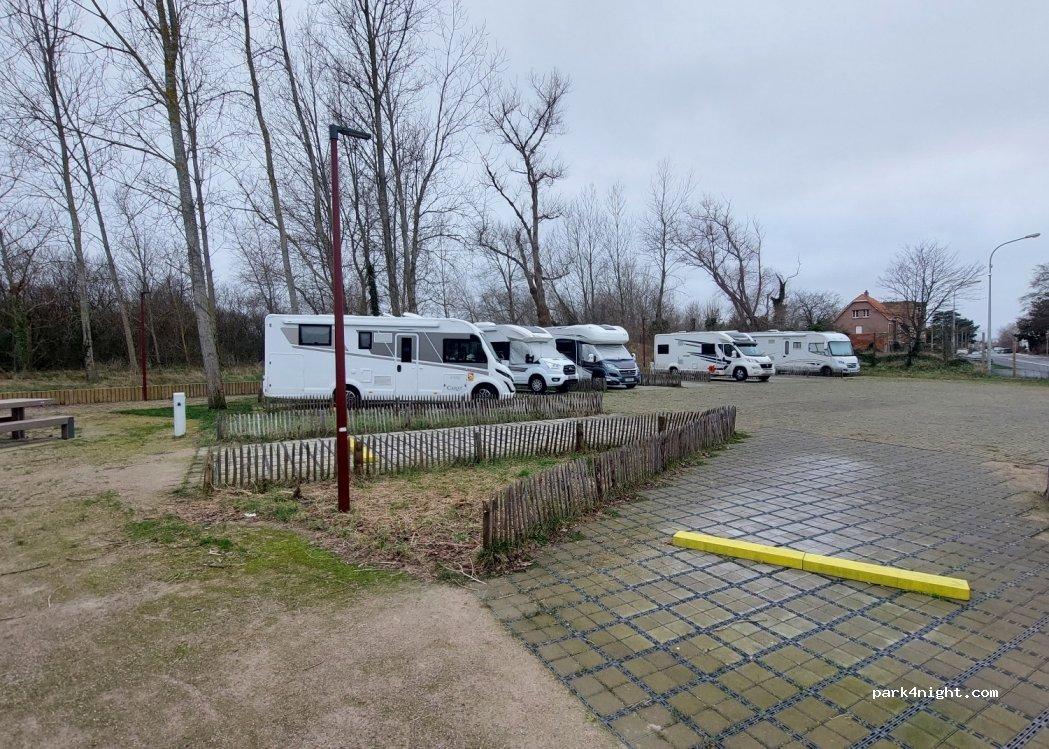 AIRE MUNICIPALE DE CAMPING-CARS - Foto 3