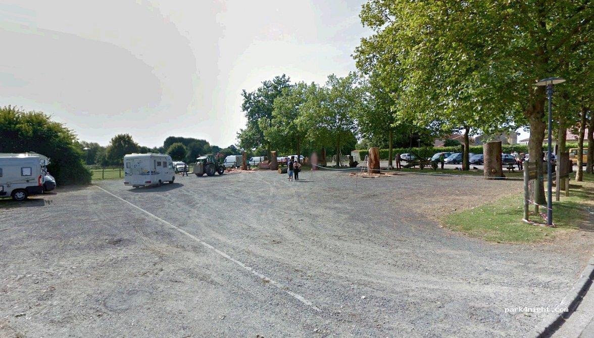 Aire de camping-car FOUSSAIS-PAYRE - Foto 3